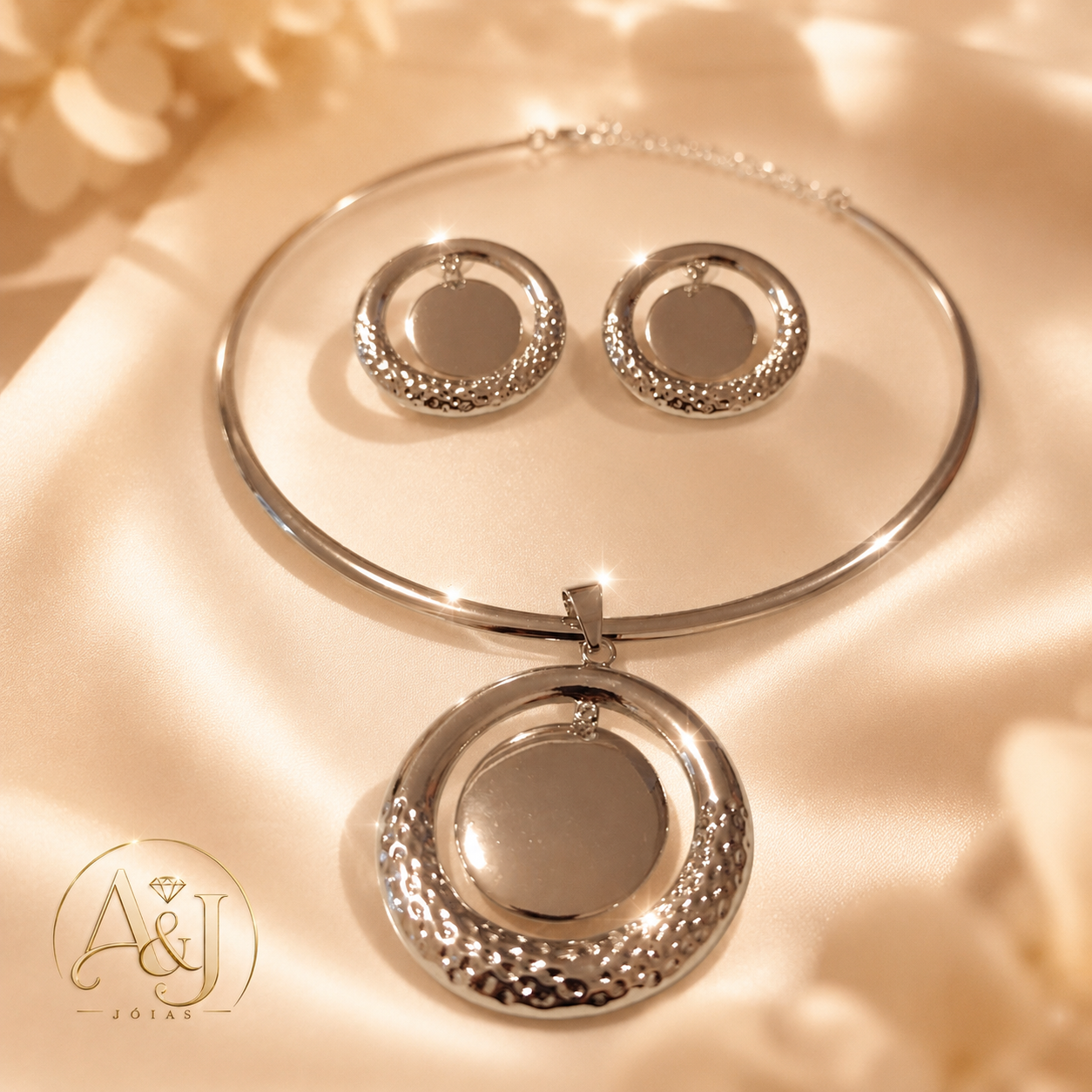 Conjunto Chocker prata