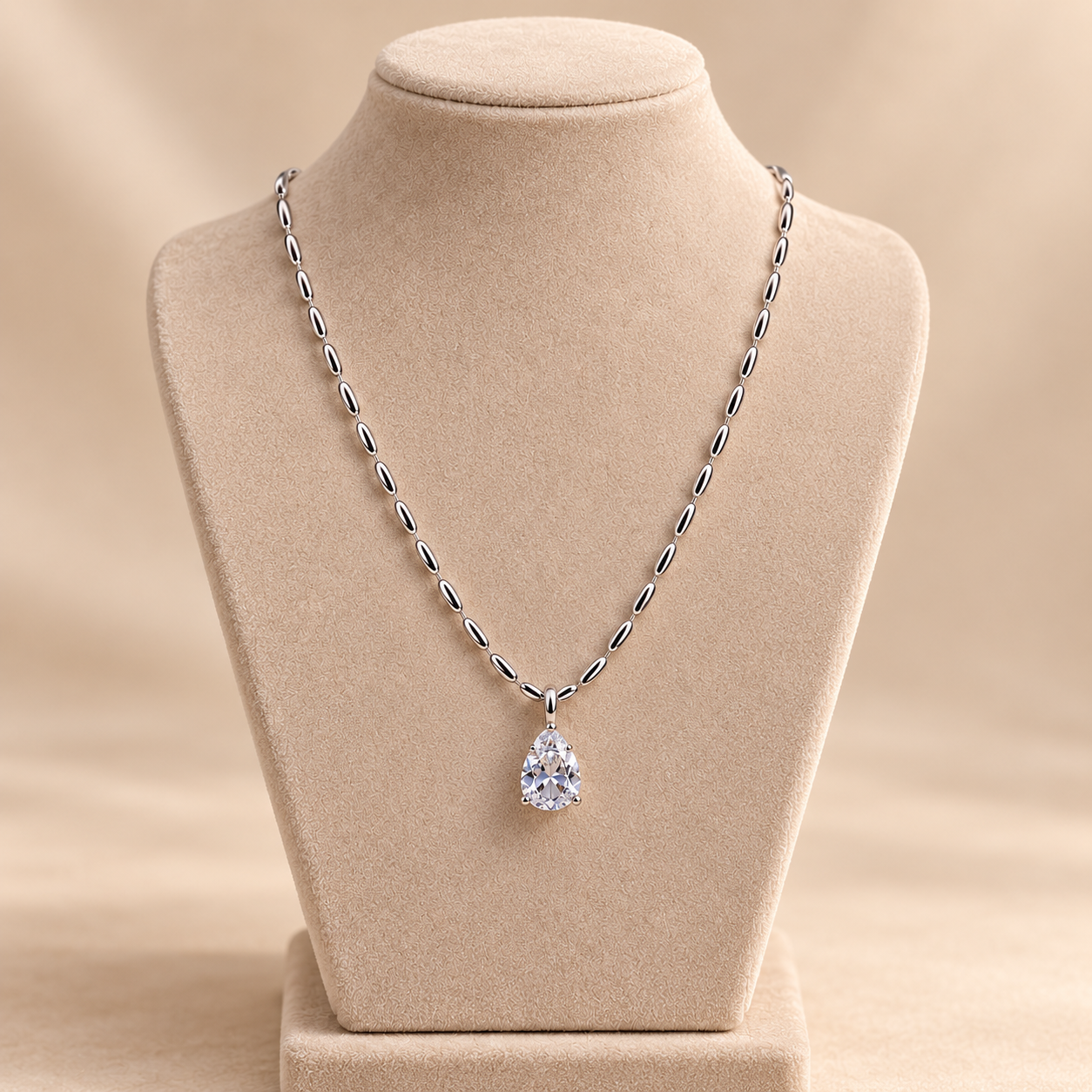Chocker prata com gota cristal